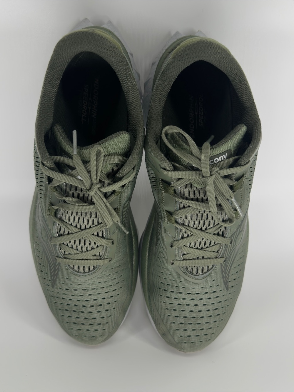 Saucony Endorphin Speed Olive Running Shoes 11.5